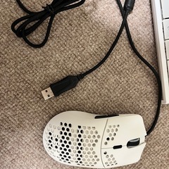 (引越し片付け)ゲーミング、キーボード、マウスの画像