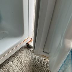 直冷タイプ❗️サビあり💦Elabitaxエラヴィタックス2017年製ER-147(HG)全定格内容積138L電気冷凍冷蔵庫白•黄緑の画像