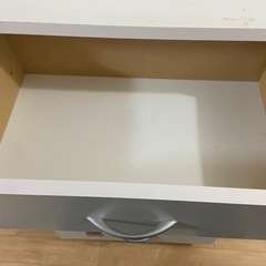 (取り引き中)ホワイト　タンスの画像