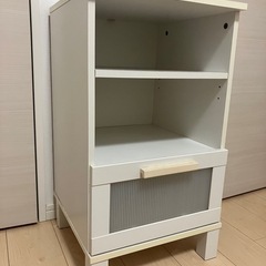 IKEA引き出し付き棚の画像