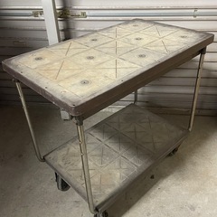 ☆キャスター付きワゴンの画像