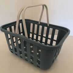 ｟未使用新品｠小物入れ　かごの画像