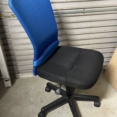 ☆キャスター付き　チェアの画像