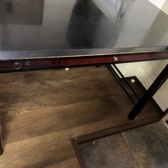 ブラックデスクの画像