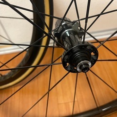 DURA-ACE WH-9100 C40 TU カーボンホイールの画像