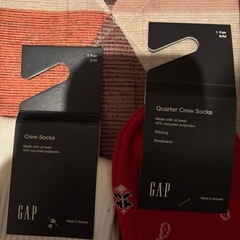 GAPソックス・手拭い・ハサミ・ハンカチ詰め合わせの画像
