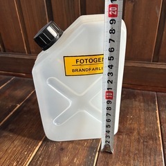 灯油ポリタンクの画像