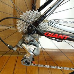 Giant Defy Composite 3 カーボンロードバイクの画像