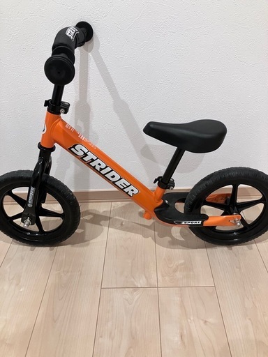 【取引中】ストライダー　室内保管　美品