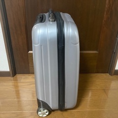 キャリーケース　スーツケース　機内持ち込み可の画像