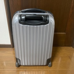 キャリーケース　スーツケース　機内持ち込み可の画像