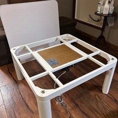 こたつ　コタツ　白　木目の画像