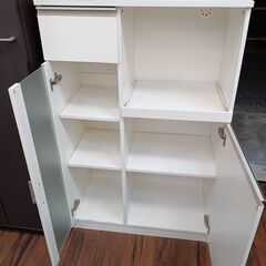 NITORI　キッチンボード　食器棚　ホワイト　白　収納　キッチン収納　ニトリ　サイズ（約）幅95×奥40×高119　　■近隣配送無料 買取GO‼　栄和店の画像