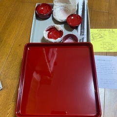 お重、お盆、菓子鉢、仏具椀セットなどの画像