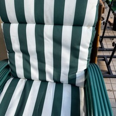 ガラステーブル　椅子4脚　セット　屋外　グリーン　　の画像