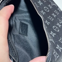 ショルダーバッグの画像