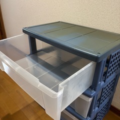 収納ボックス3段の画像