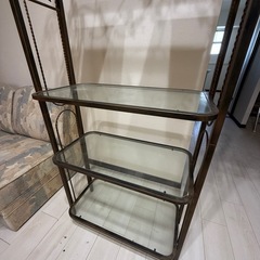 スチール飾り棚の画像