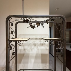 スチール飾り棚の画像