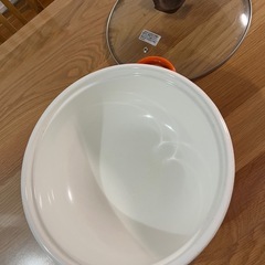 ホーロー鍋の画像