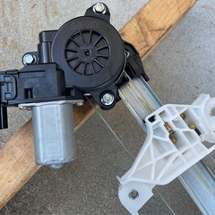 ⭐️ スズキアルト【HA97S】左側フロントウィンドウレギュレーター中古品⭐️⭐️の画像