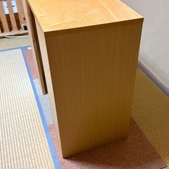 机 デスク 茶色 木目の画像