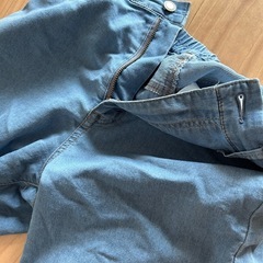 薄手の軽いジーンズMレディースの画像