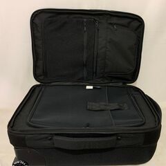 【未使用タグ付き品】NEW ERA ニューエラ トラベルキャリー 11404105 WHEEL BAG 900 2 BLK の画像