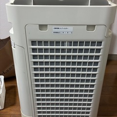 空気清浄機　の画像