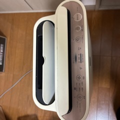 空気清浄機　の画像