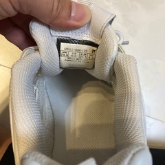 FILA フィラ　サイズ24.0センチ　スニーカー　厚底　白色　ホワイト　ギャルの画像