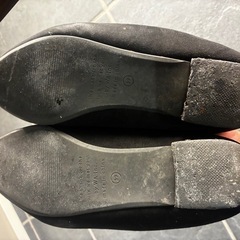 earth 黒　パンプス39（24cm〜24.5cm相当）の画像