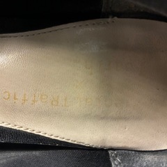 earth 黒　パンプス39（24cm〜24.5cm相当）の画像