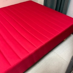 シングルベッド　赤の画像