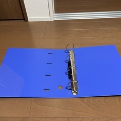 もらってください。D型リングファイル 4穴 A4 500枚 の画像