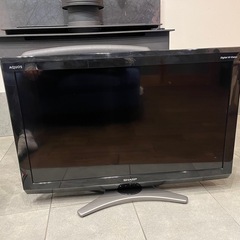 SHARP AQUOS 32型　液晶テレビの画像