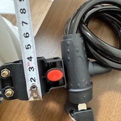 自転車ワイヤーロック（鍵付き・ホルダー付き）の画像