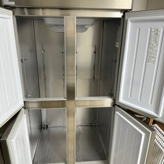 業務用冷凍庫の画像