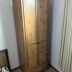 洋服ダンスの画像