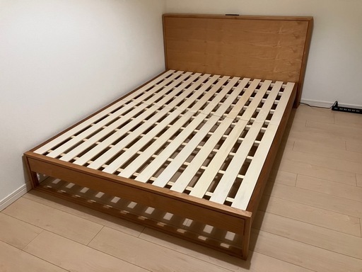 天然木アルダー材　ダブルベッドフレーム