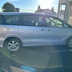 エスティマハイブリッドの画像