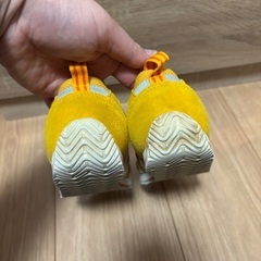 キッズ アシックス 18.5cmの画像