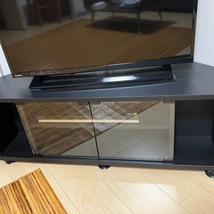 コーナー設置可能なテレビ台の画像