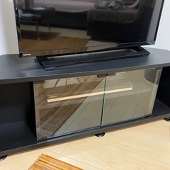 コーナー設置可能なテレビ台の画像