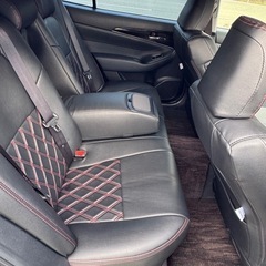 🟣平成28年式　クラウンアスリートハイブリッドS 後期型の画像