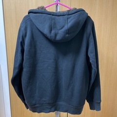 ユニクロ  パーカー(ホームクリーニング済み)の画像