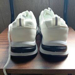 新品 24.5cm レディース スニーカー ホワイト 厚底 シューズ 識別番号:【N488-S】の画像