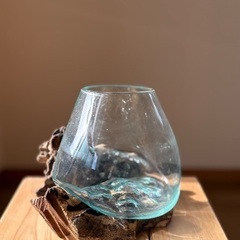 お問い合わせ多く返信できてない方申し訳ございません。流木　ガラス　オブジェ　花瓶　メダカ　水槽　1点ものの画像
