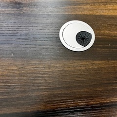 ★収納つきパソコン机の画像