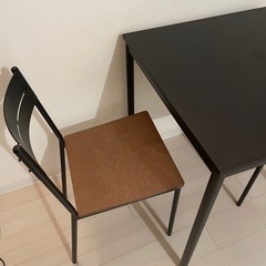 IKEA ダイニングテーブルチェアの画像